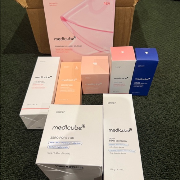 Medicube Other - Medicube ultimate full Skincare Set New in Box 8 products!